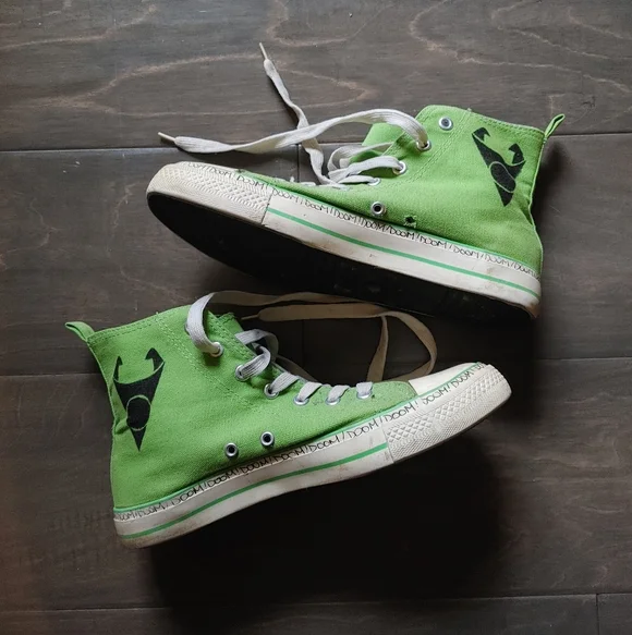 Hand Designed Invader Zim High-Tops - Picture 2 of 9